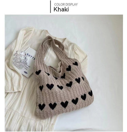 Fashion Large Capacity Heart-shaped Knitted Woven Shoulder Bag